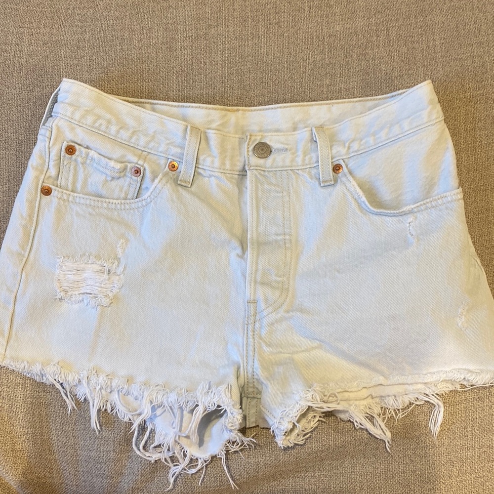 Levi Strauss &Co 501 Jean shorts. Size 28.